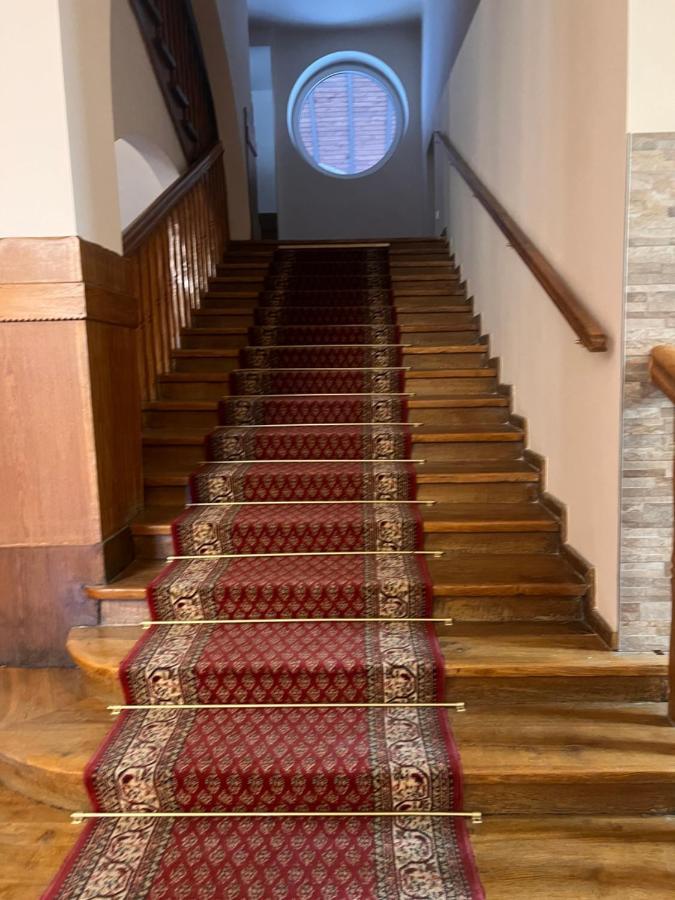 Nauczycielskie Centrum ザコパネ エクステリア 写真