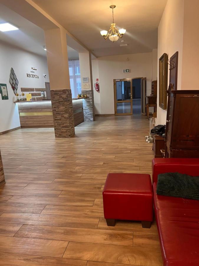 Nauczycielskie Centrum ザコパネ エクステリア 写真